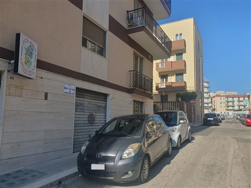 Ampio Locale Angolare